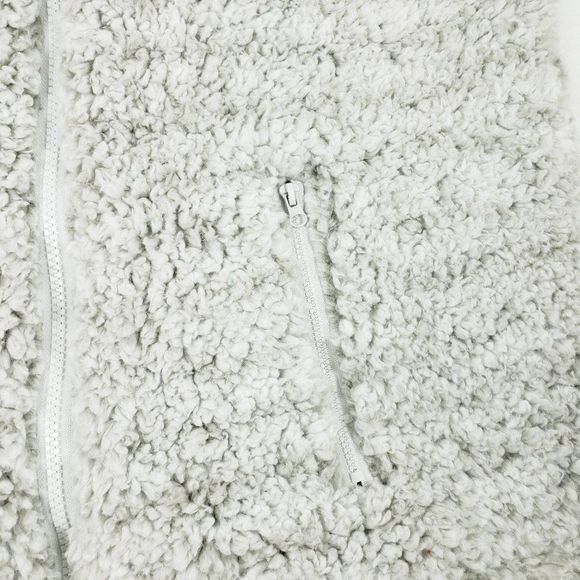 Maurices Small Faux Fur Women's Full Zip Front Pocket Gray Brown Soft Lined Vest - Picture 5 of 9